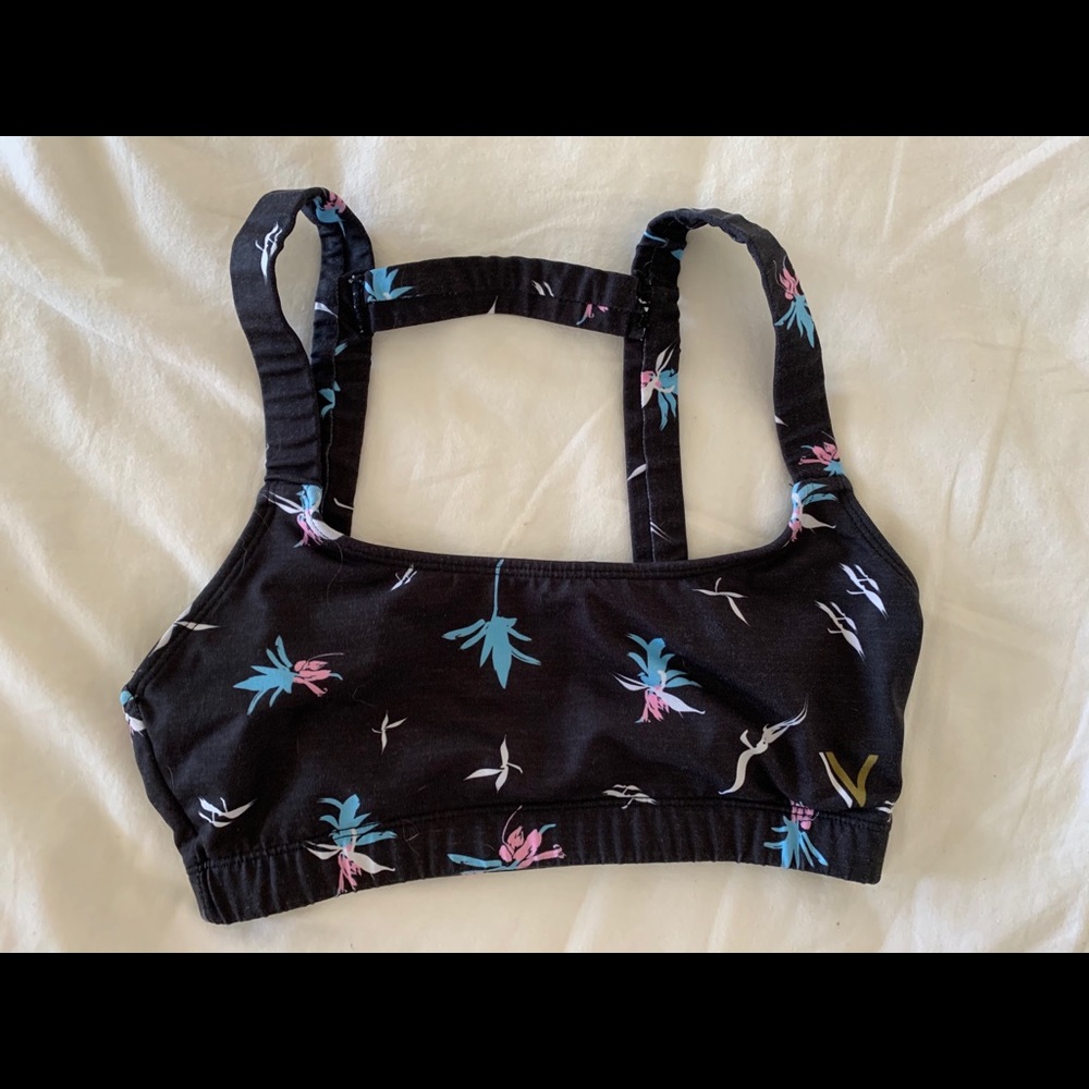 Black patterned sports bra